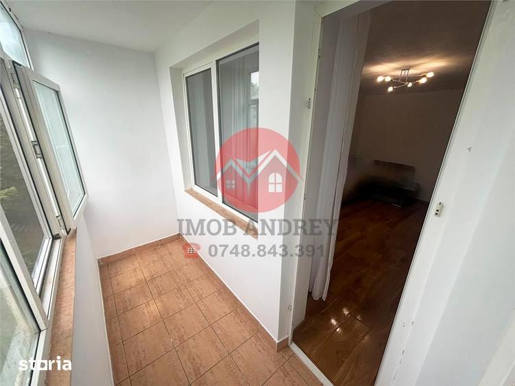 Apartament 2 camere decomandat, 51 mp, zona buna - 2