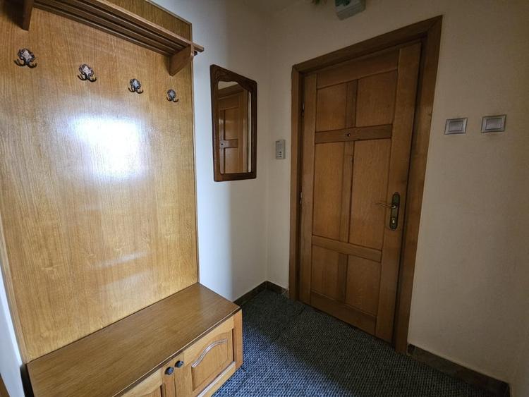 Apartament cu 2 camere semidecomandat, mobilat în Grigorescu