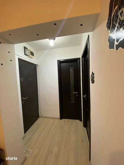 Garsonieră decomandată în Bradu
