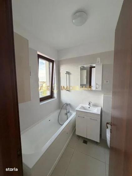 Apartament cu 4 camere în Băneasa