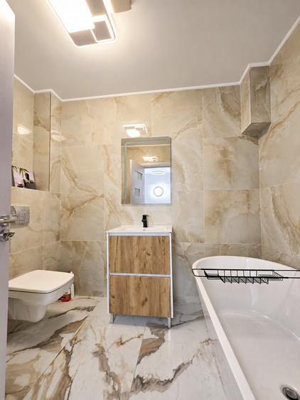 Apartament cu 4 camere decomandat în Barieră