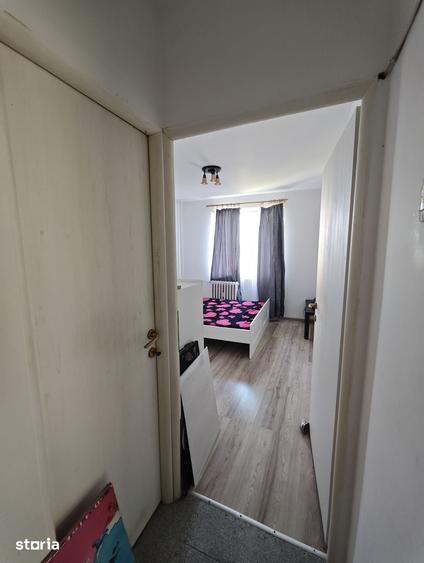 Apartament cu 3 camere în Colentina