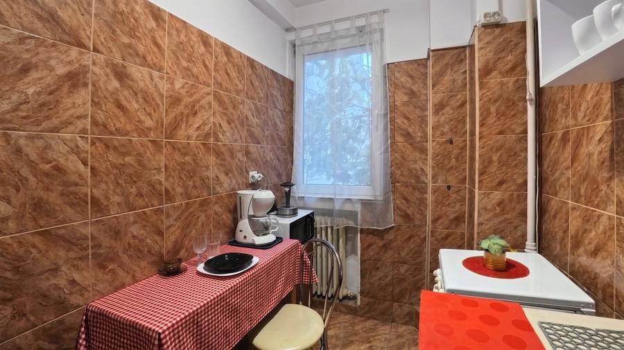 Apartament cu 2 camere semidecomandat în Magheru
