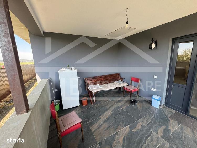 Casă cu 4 camere în Dumbrăvioara