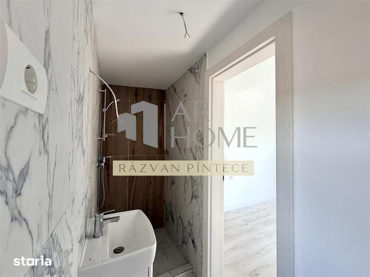 Casă cu 4 camere cu Teren 350 Mp în Păulești