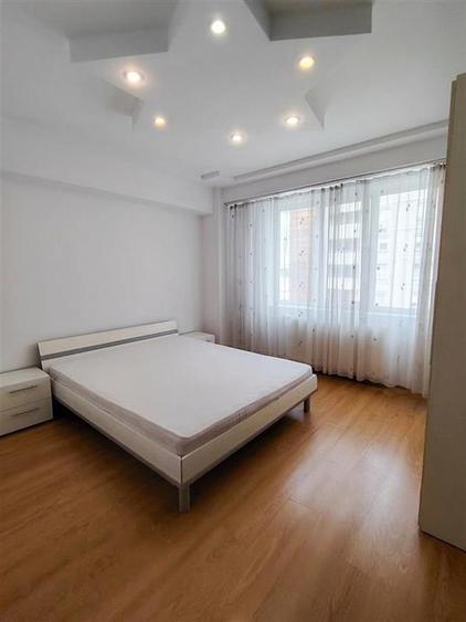 Apartament cu 3 camere decomandat în Dragoș Vodă