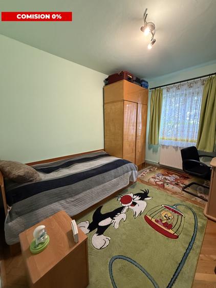 Apartament cu 3 camere decomandat, mobilat în Girocului