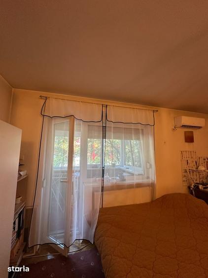 Garsonieră decomandată în Drumul Taberei