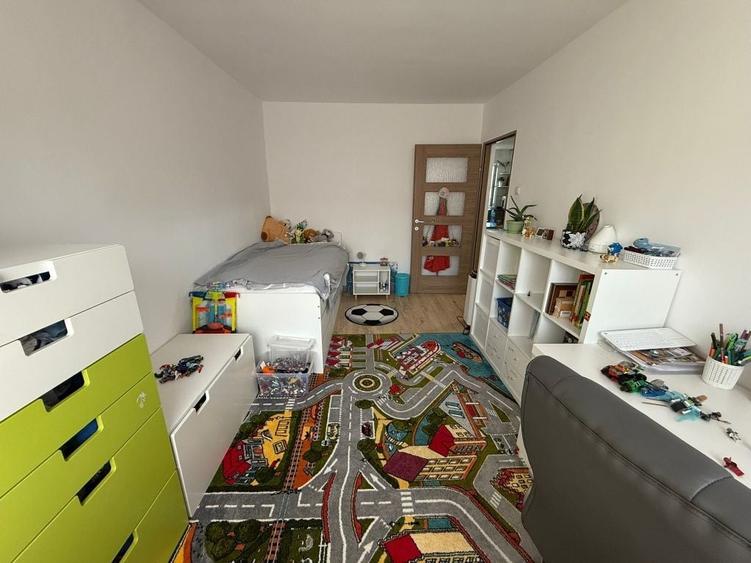 Apartament cu 4 camere decomandat în Mănăștur