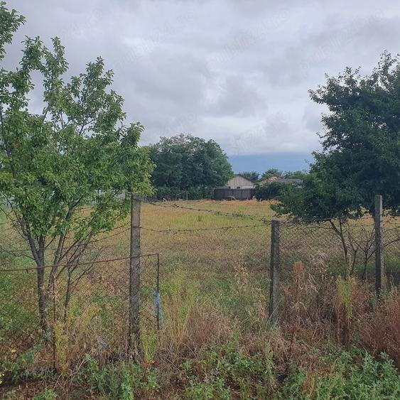 Teren de 1500 mp, în Spiru Haret