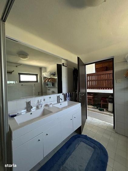 Casă cu 4 camere cu Teren 5146 Mp în Sălătrucu