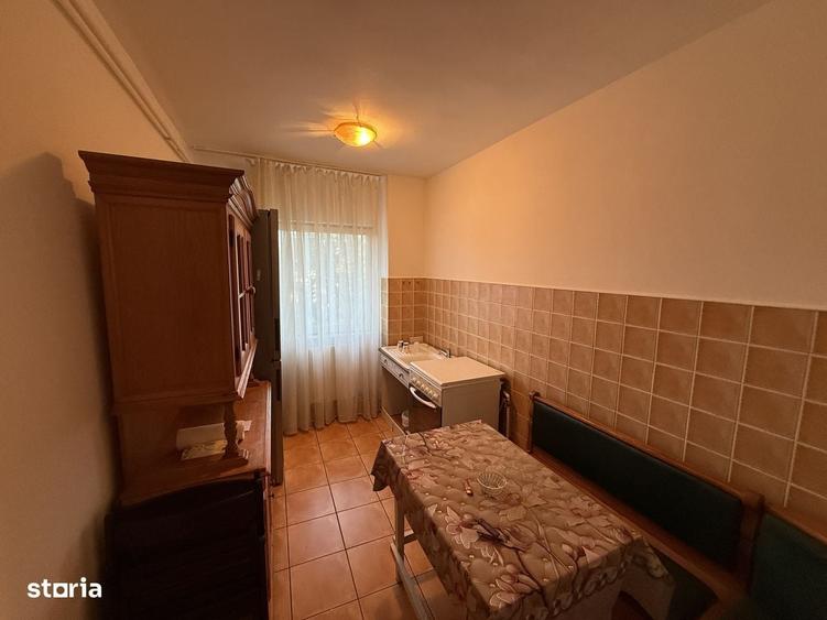 Apartament cu 4 camere în Central