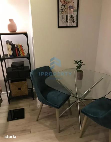 Apartament cu 2 camere, mobilat în Regie