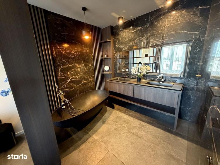 Apartament cu 4 camere în Unirii