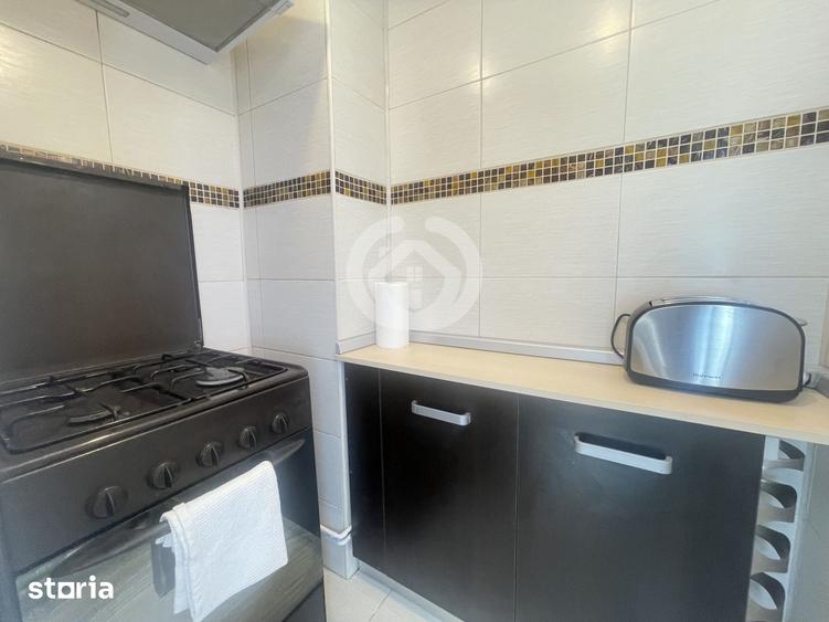 Apartament cu 3 camere decomandat, mobilat în Turnișor