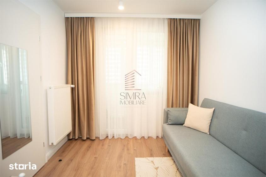 Apartament cu 3 camere semidecomandat în Decebal