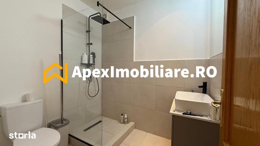 Apartament cu 3 camere semidecomandat în Cișmigiu