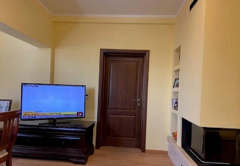 Apartament cu 4 camere decomandat în Grigorescu