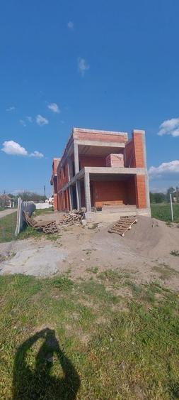 Casă cu 4 camere în Viile Satu Mare