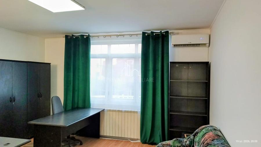 Birou, de 80 mp, în Libertății