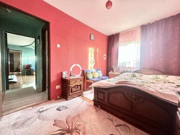 Apartament cu 2 camere semidecomandat, mobilat în Soarelui