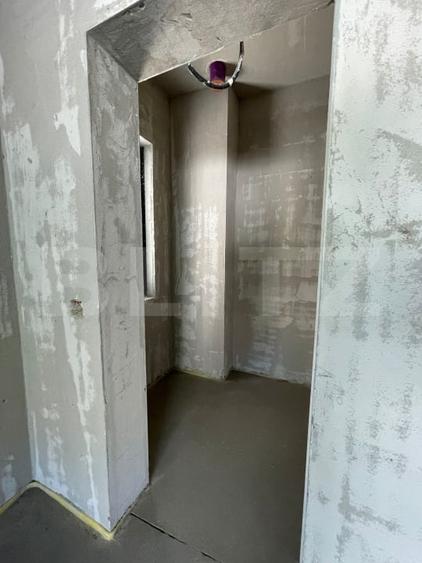 Duplex cu 4 camere cu Canalizare în Central