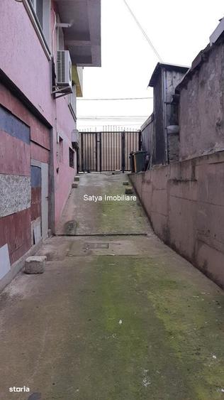 Spațiu comercial, de 385 mp, în Poarta 6
