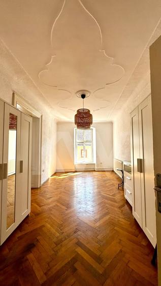 Apartament cu 2 camere decomandat, mobilat în Ultracentral