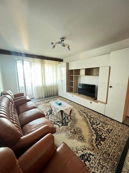 Apartament cu 3 camere decomandat, mobilat în Gorjului