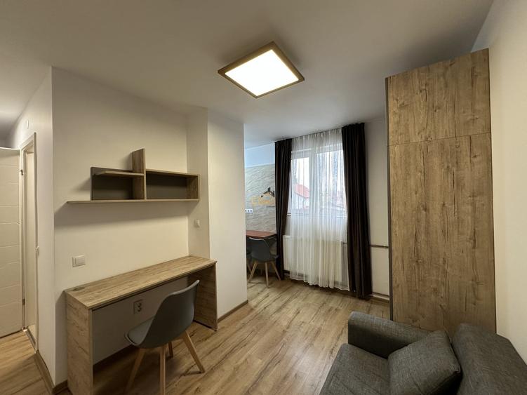 Apartament cu 2 camere semidecomandat, mobilat în Gheorgheni