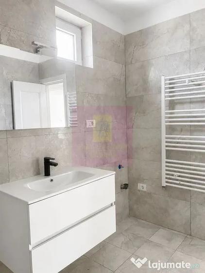 Casă cu 4 camere cu Teren 301 Mp în Mogoșoaia