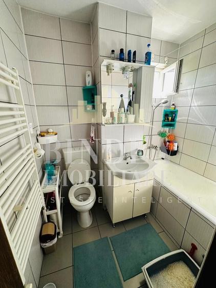 Apartament cu 2 camere decomandat în Cetății