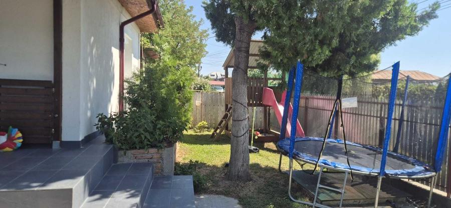 Casă cu 2 camere în Vădeni
