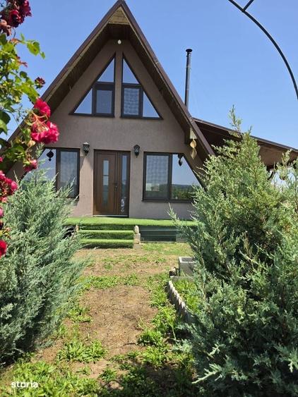 Casă cu 3 camere în Chicerea