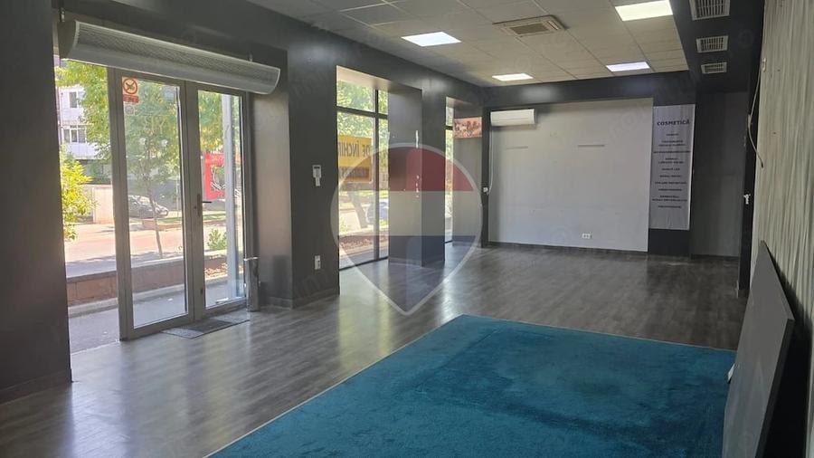 Spațiu comercial, de 90 mp, în Sălaj