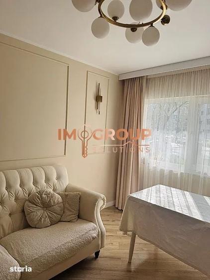 Apartament cu 3 camere decomandat în Nicolina — fotografia 1