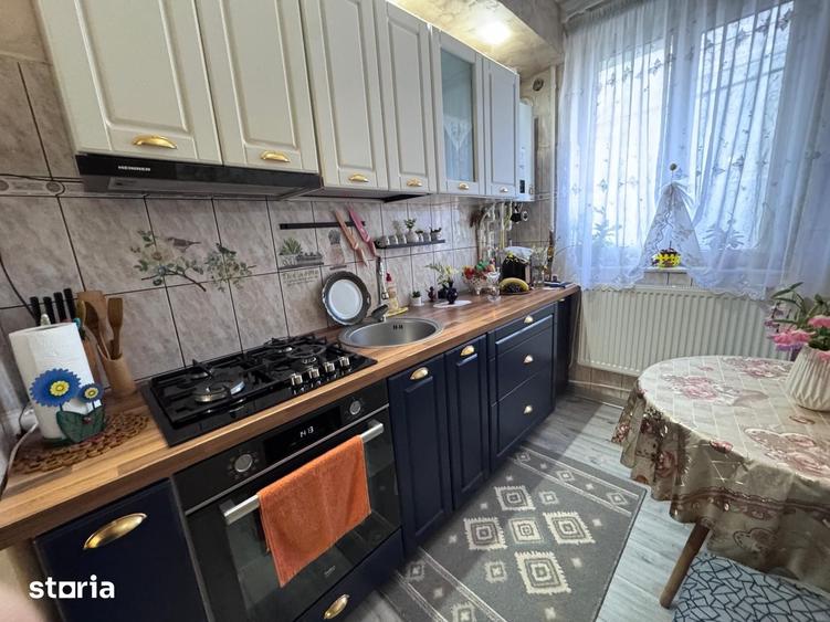 Apartament cu 2 camere decomandat în Mioriței
