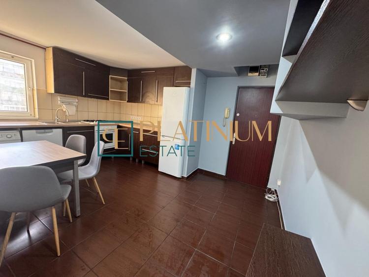 Apartament cu 2 camere semidecomandat, mobilat în Complex Studențesc