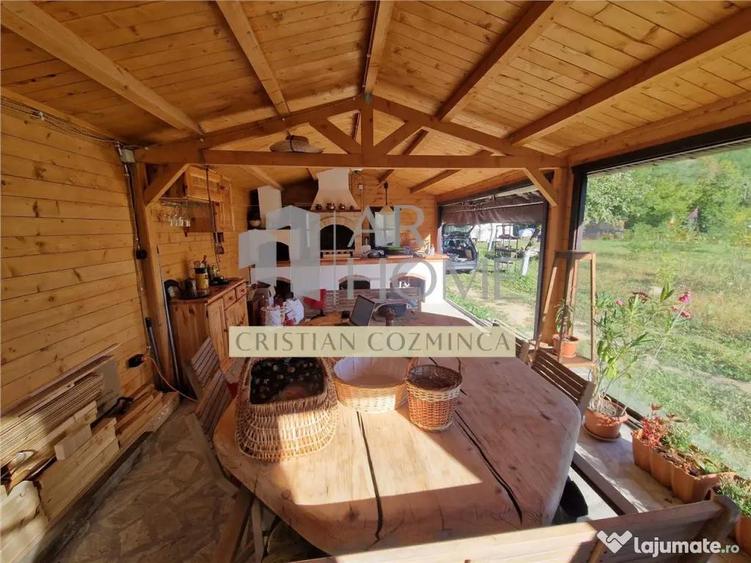 Teren de 986 mp, în Cosmina de Sus