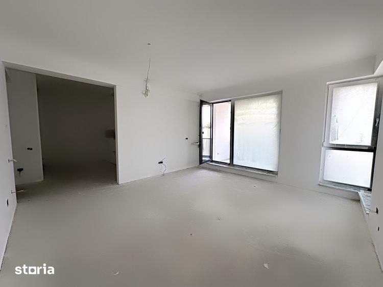 Apartament cu 3 camere decomandat în Ștefan cel Mare