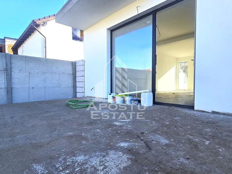 Casă cu 4 camere cu Canalizare în Fântânele
