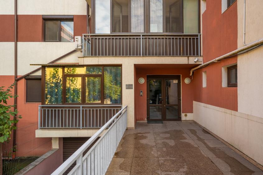 Apartament cu 2 camere decomandat, mobilat în 1 Decembrie 1918