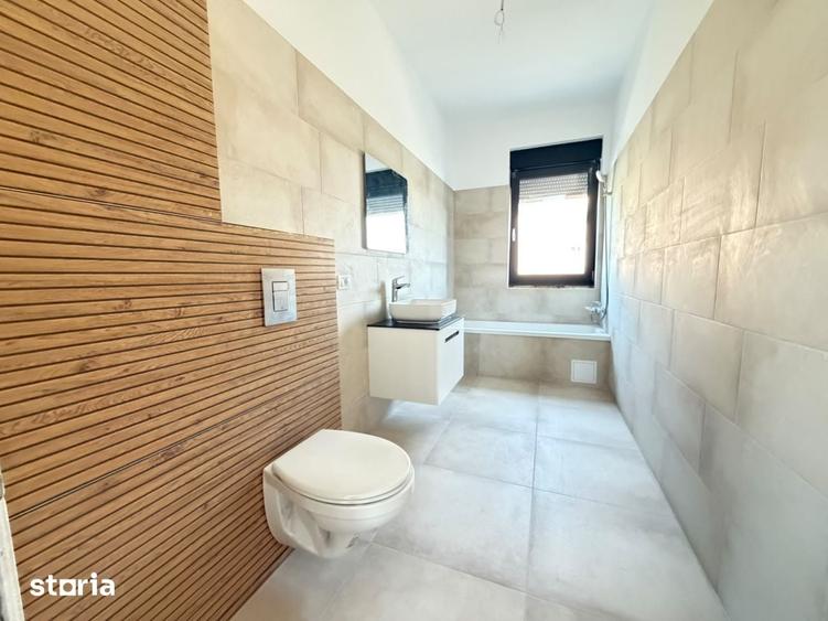 Casă cu 4 camere cu Teren 170 Mp în Central