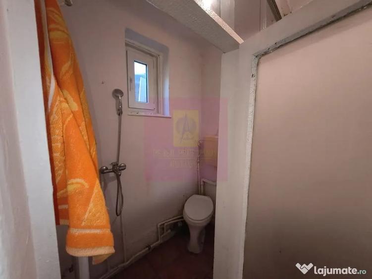 Casă cu 1 camere cu Teren 36 Mp în Calea Victoriei