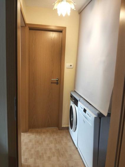 Apartament cu 2 camere semidecomandat în Dâmbovița