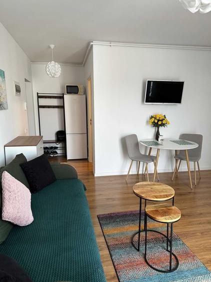 Apartament cu 2 camere semidecomandat în Florești