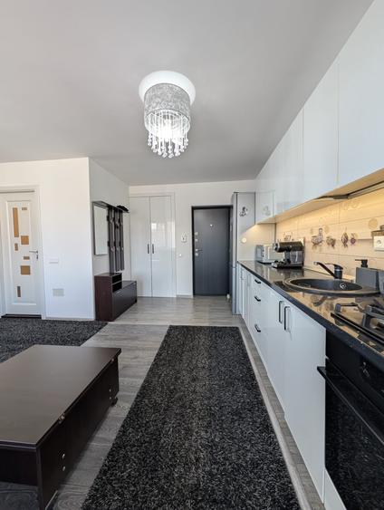 Apartament cu 3 camere semidecomandat în Florești — fotografia 3