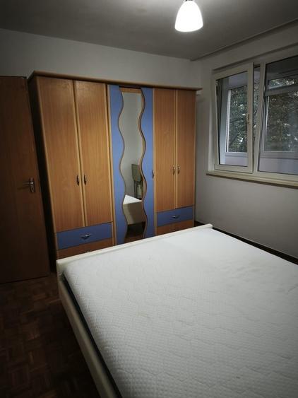 Apartament cu 2 camere semidecomandat în Baba Novac