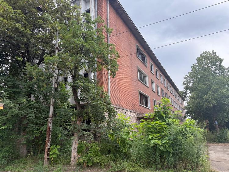Proprietate specială, de 3.7239999771118 mp, în Central