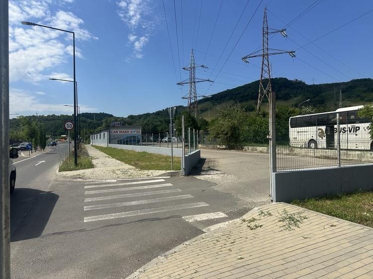 Spațiu comercial, de 1,400 mp, în Central